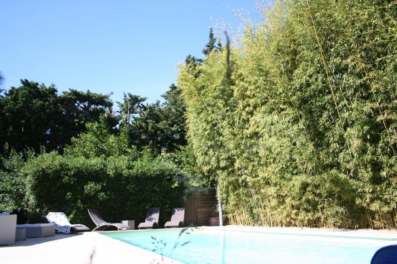 Le Mas Des Dames Appartement Avignon Exterior photo