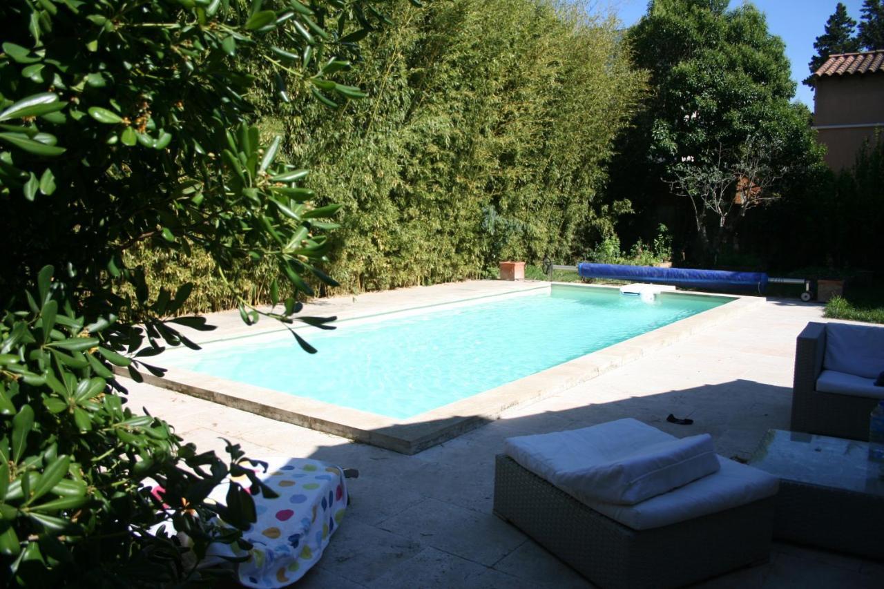 Le Mas Des Dames Appartement Avignon Exterior photo