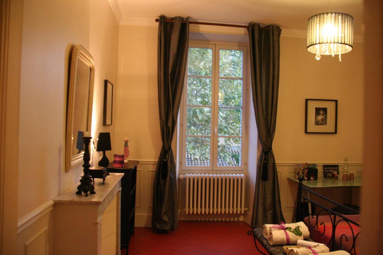 Le Mas Des Dames Appartement Avignon Exterior photo